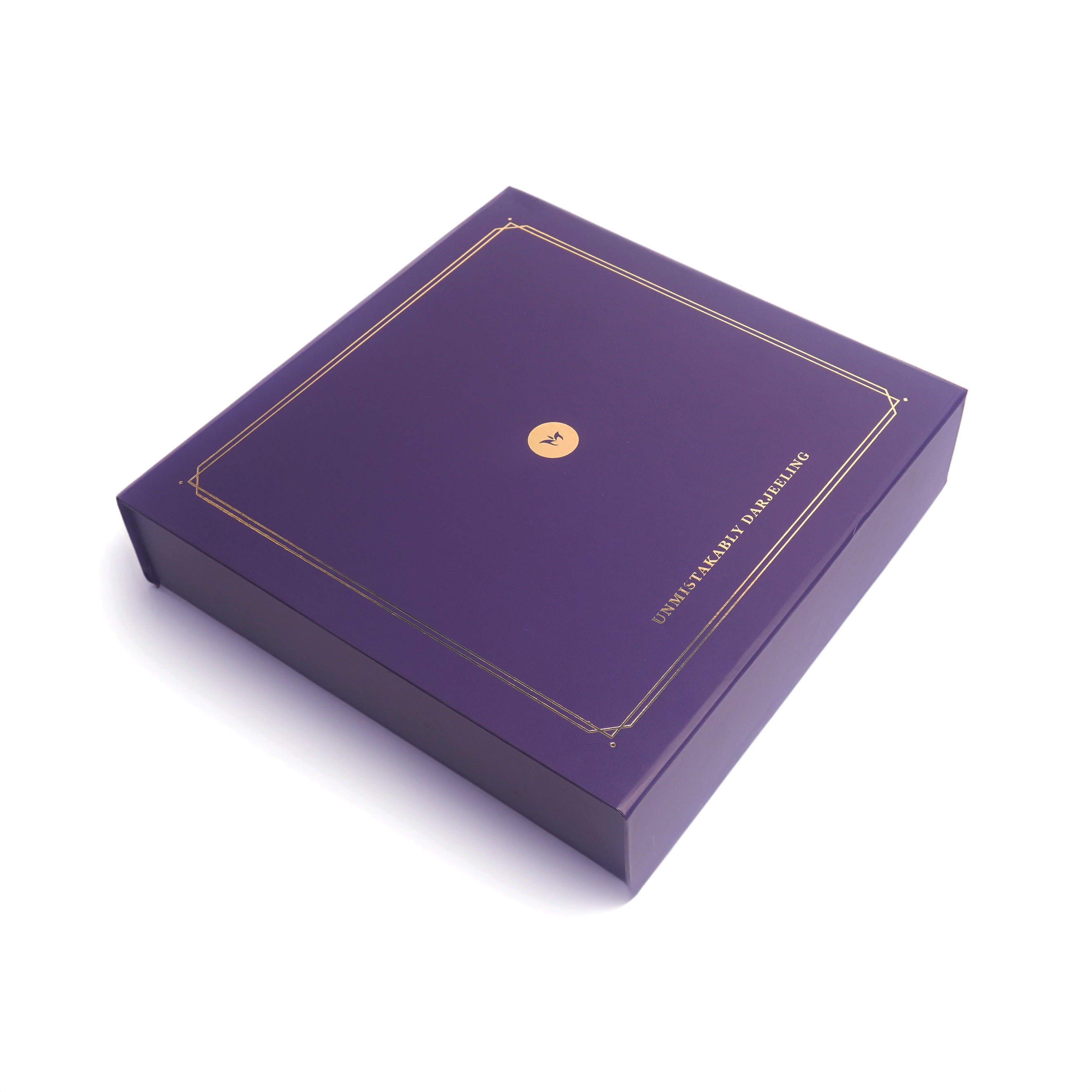 Connoisseur’s Edition Tea Box perfect gift for tea lovers seeking rare and high-quality teas.