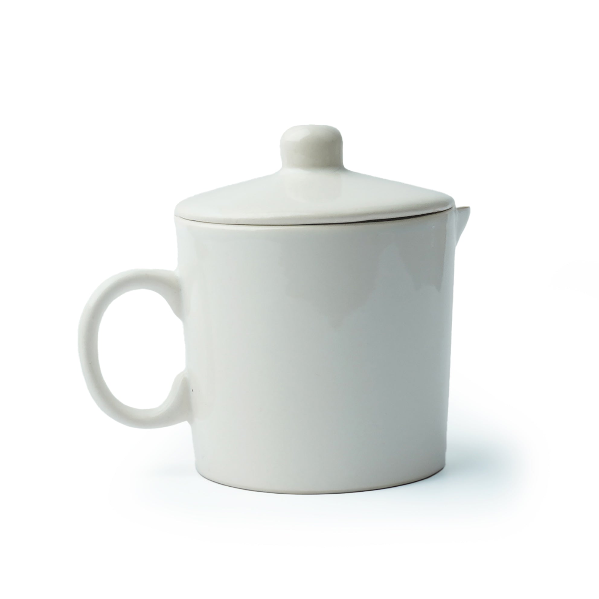 Small capacity tea evaluation cup enhancing aroma and taste clarity